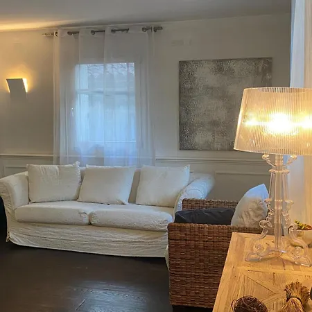 Appartamento Historic Center Luxury Rent - Free Wifi - Near Railway Station - Casa Alcide De Gasperi *